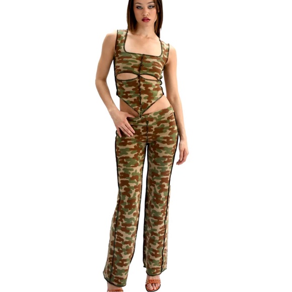 KIM K’s CAMO OUTFIR 1XBLUE BOTTOM SMALL - TOP SMALL - Picture 2 of 3